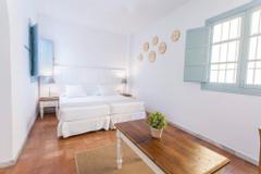 Apartamentos Suites Santa Cruz | Sevilla | Photos 16